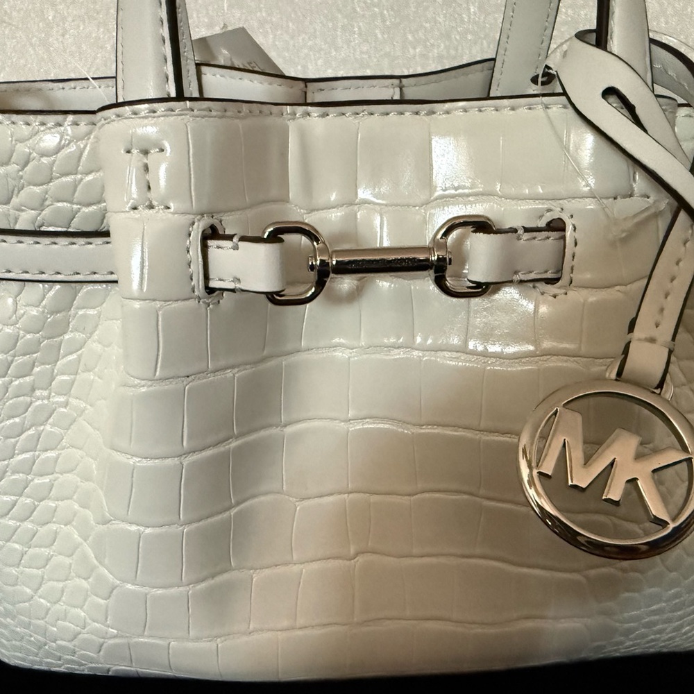🎊LAST WEEKEND 🎊Michael Kors Cream Croc-Embossed Satchel - Picture 2 of 8